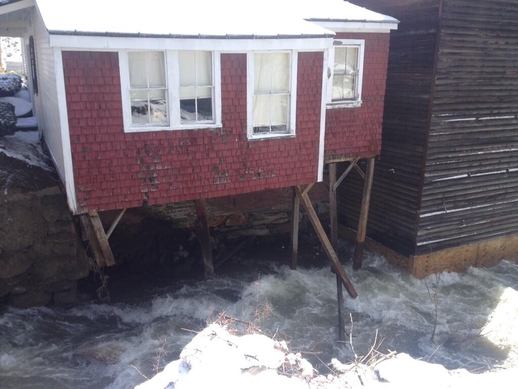 Bridge collapse in Dexter