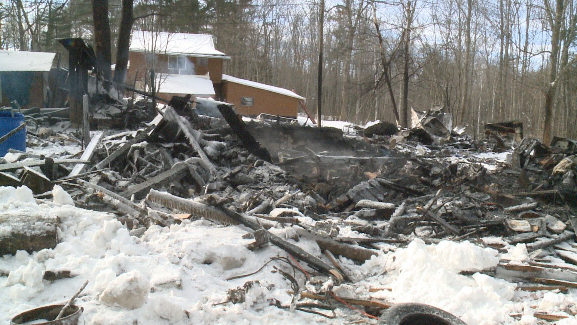 Family loses home and pets to fire during blizzard
