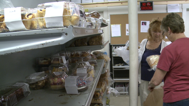 Farmington food pantry recovering from embezzlement - WCSH6.com
