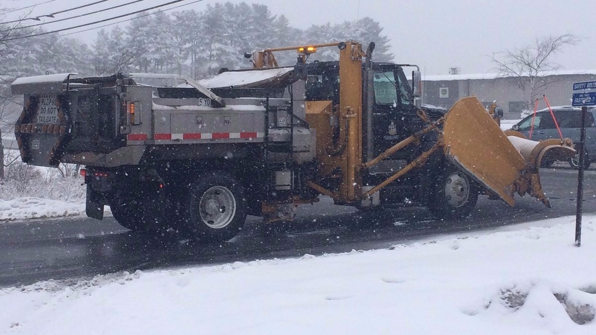 Plow drivers needed winter worker shortage in Maine