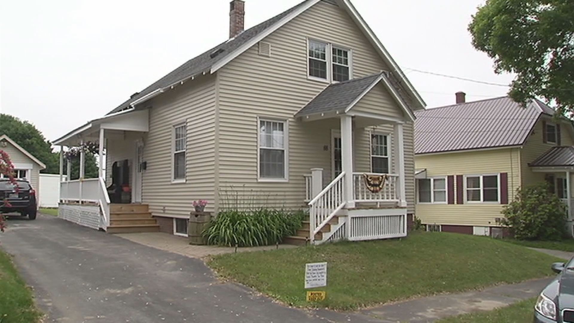 Craigslist Bangor Maine >> Maine real estate groups warn of rental scam | WLBZ2.com Craigslist Bangor Maine >> Maine real estate groups warn of rental scam | WLBZ2.com