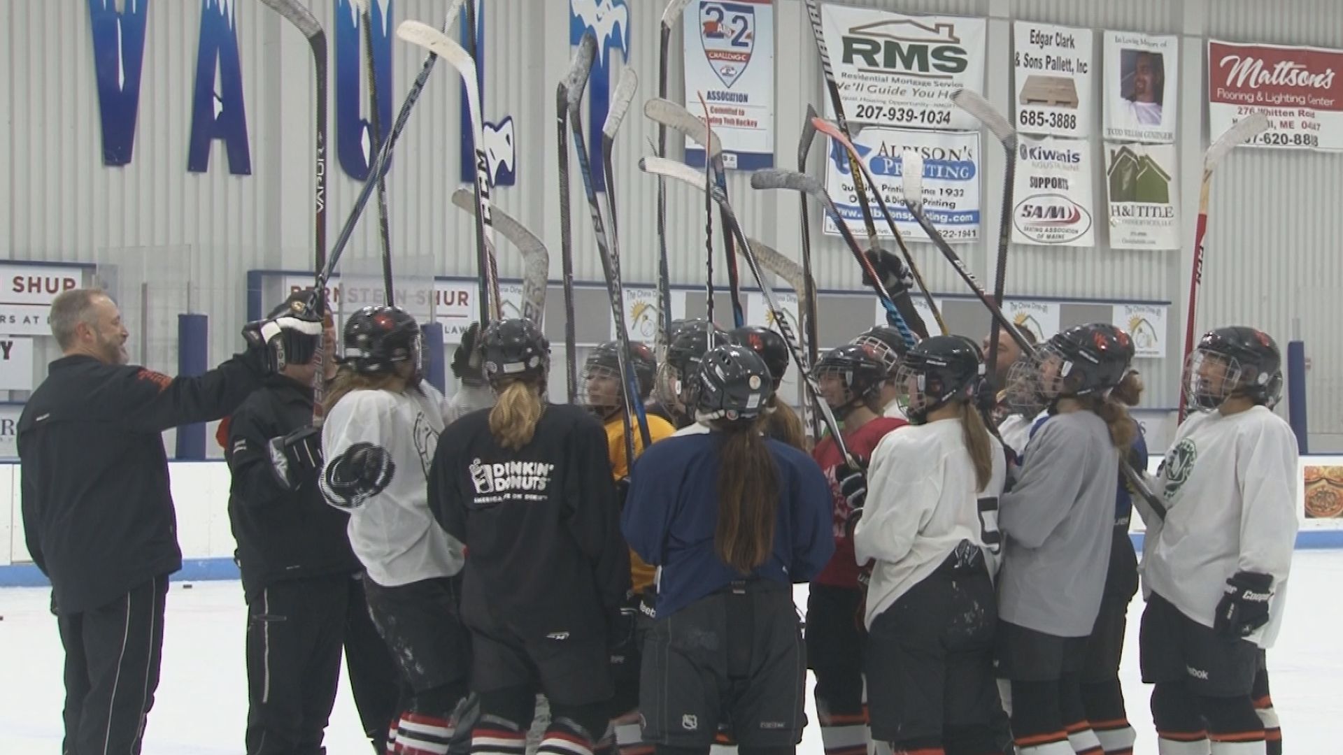 High school coop ice hockey team ready to take on new season